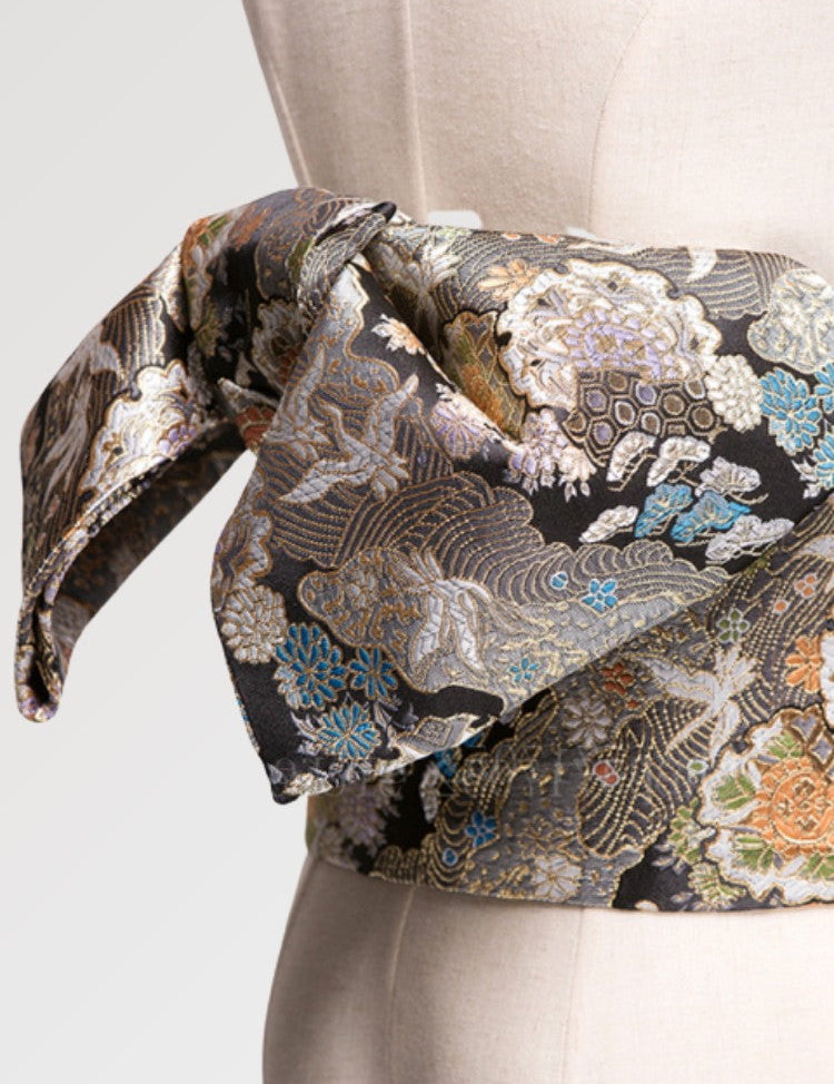 Schwarzer Obi-Gürtel 'Tachibana – traditionelles Accessoire im traditionellen japanischen Stil für Unisex