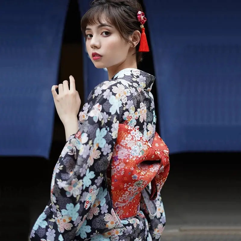 Roter Obi-Gürtel 'Shôchikubai' – Obi, traditionelles Accessoire im japanischen Design