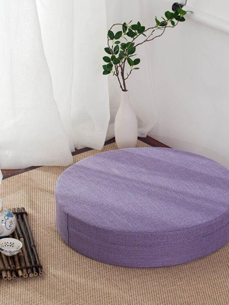 Rundes japanisches Kissen 'Yehuga' – dekorativ: detailreicher Kissen im japanischen Stil