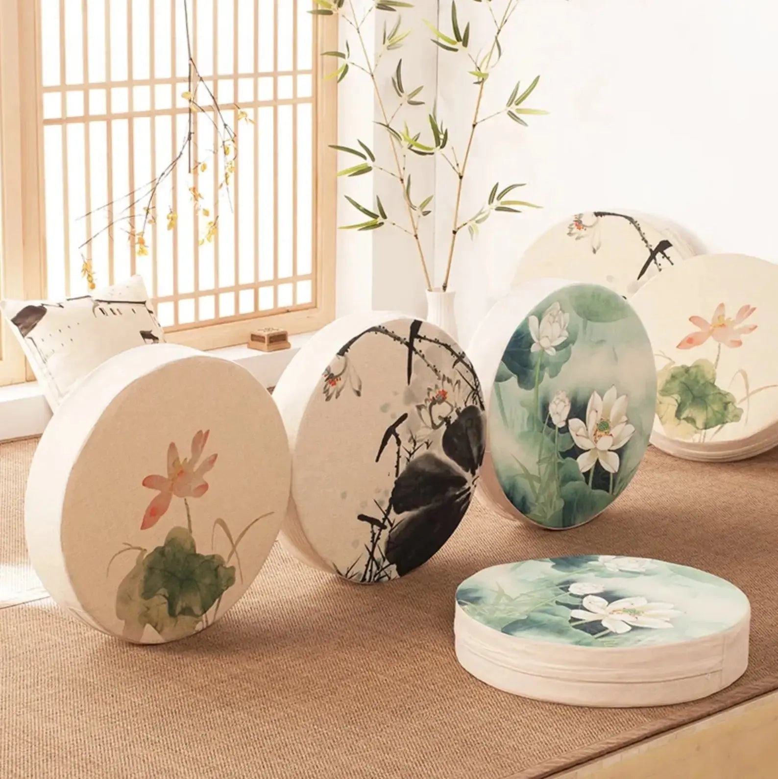 Japanisches Blumenkissen 'Narashino' – Kissen im japanischen Stil für Unisex