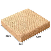 Quadratisches Tatami-Kissen 'Mokiro' – Styling-Aufnahme im japanischen Stil