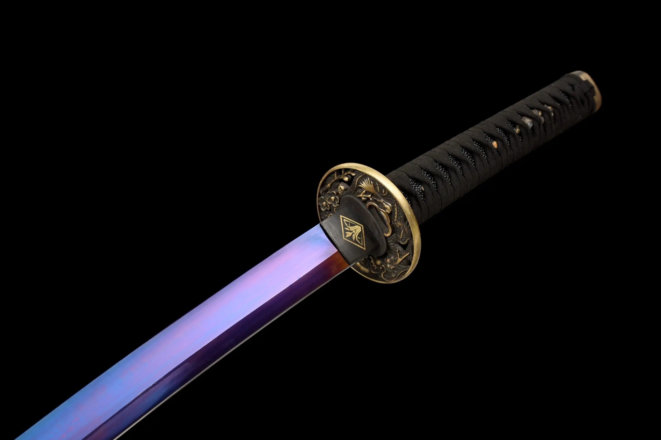 Lila Klinge Katana – Detail: scharfe Klinge, Katana japanischen Stil