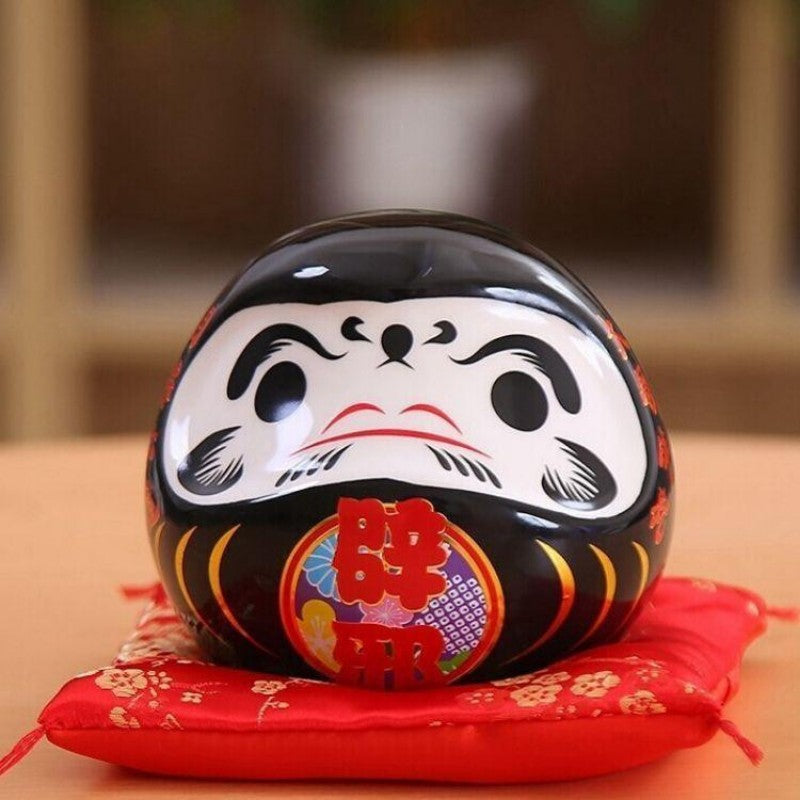 Daruma Spardose Schwarz 'Schutz' Yakuyoke – Ansicht 3