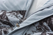 Streetwear Tarnjacke 'MILITARY' – Nahaufnahme Bomberjacke mit japanischem Motiv