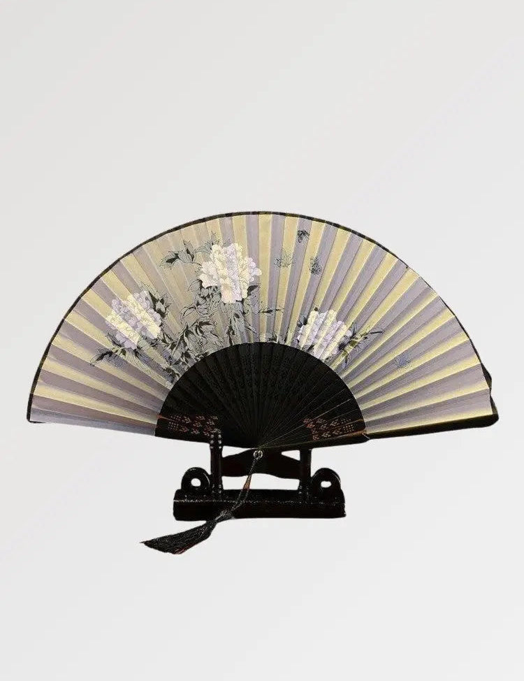 Japanischer Blumenfächer 'Kuwona' – Fächer im traditionellen japanischen Stil für Unisex