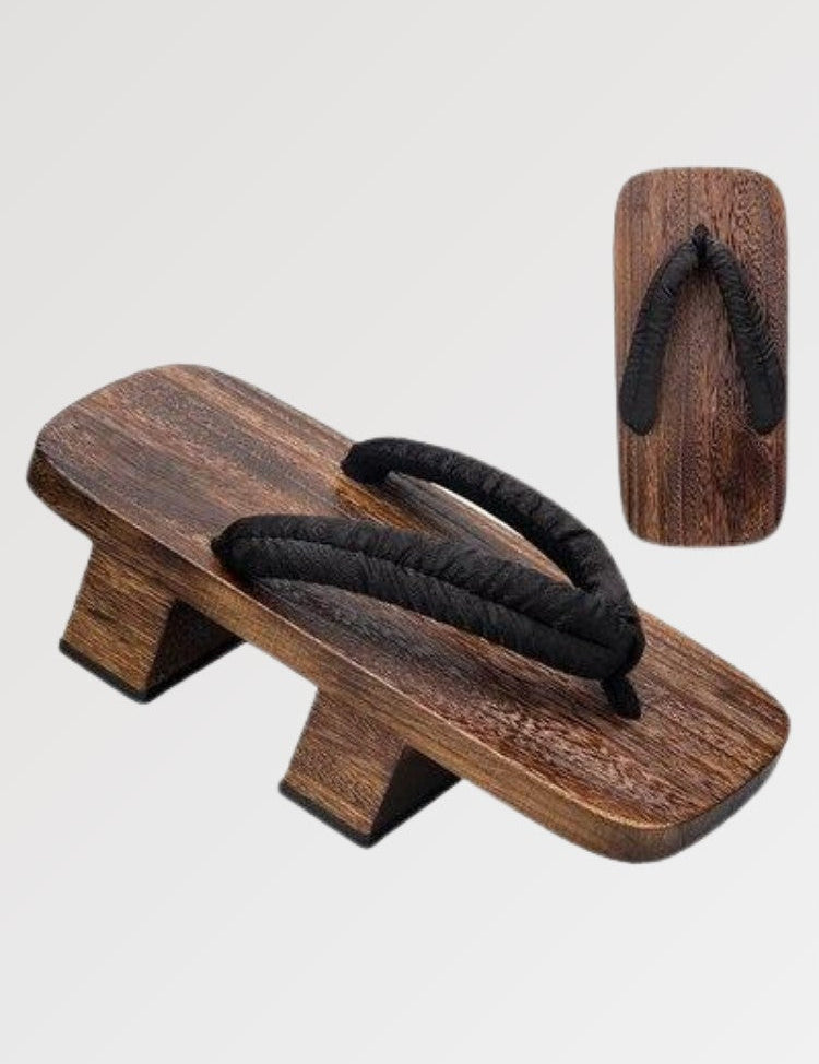 Die japanische Geta für Damen und Herren mit flacher Sohle und bequemem Riemen