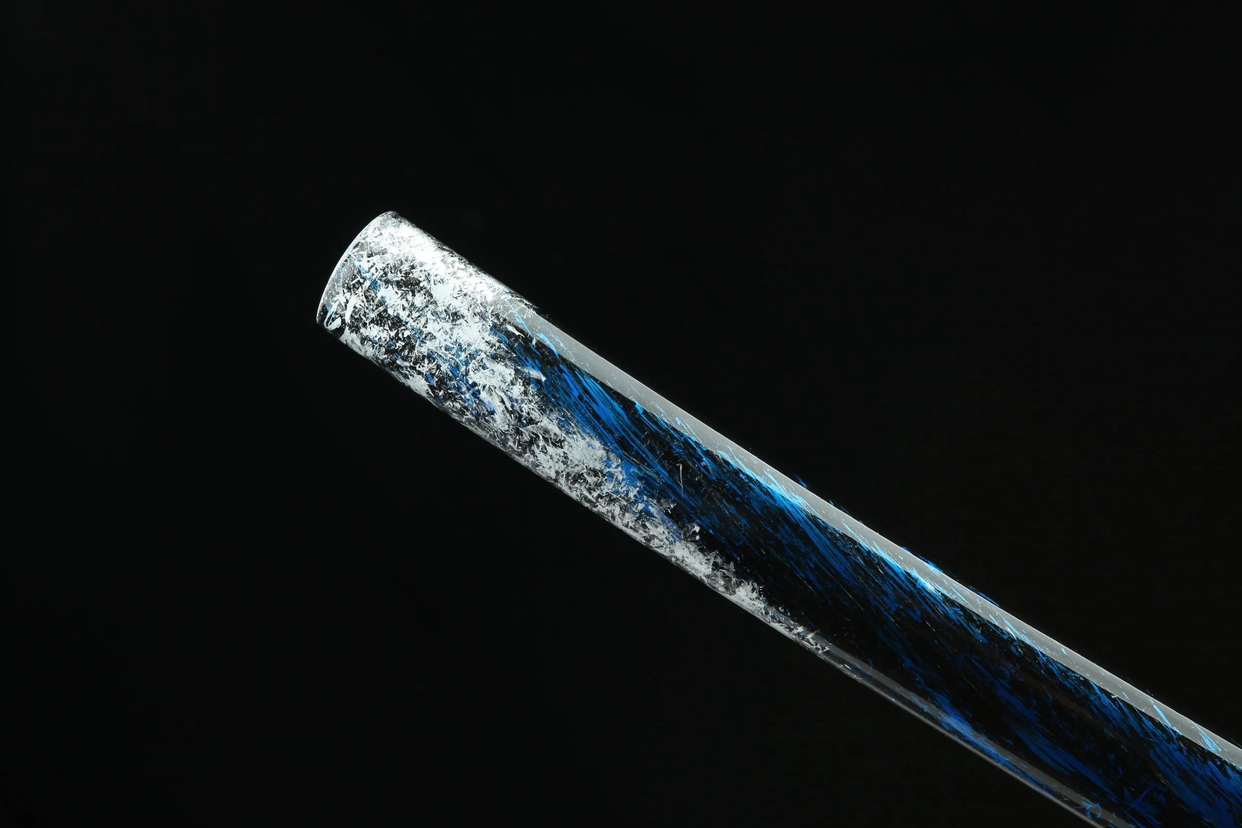 Cyberpunk Katana – Detail: scharfe Klinge, Katana japanischen Stil