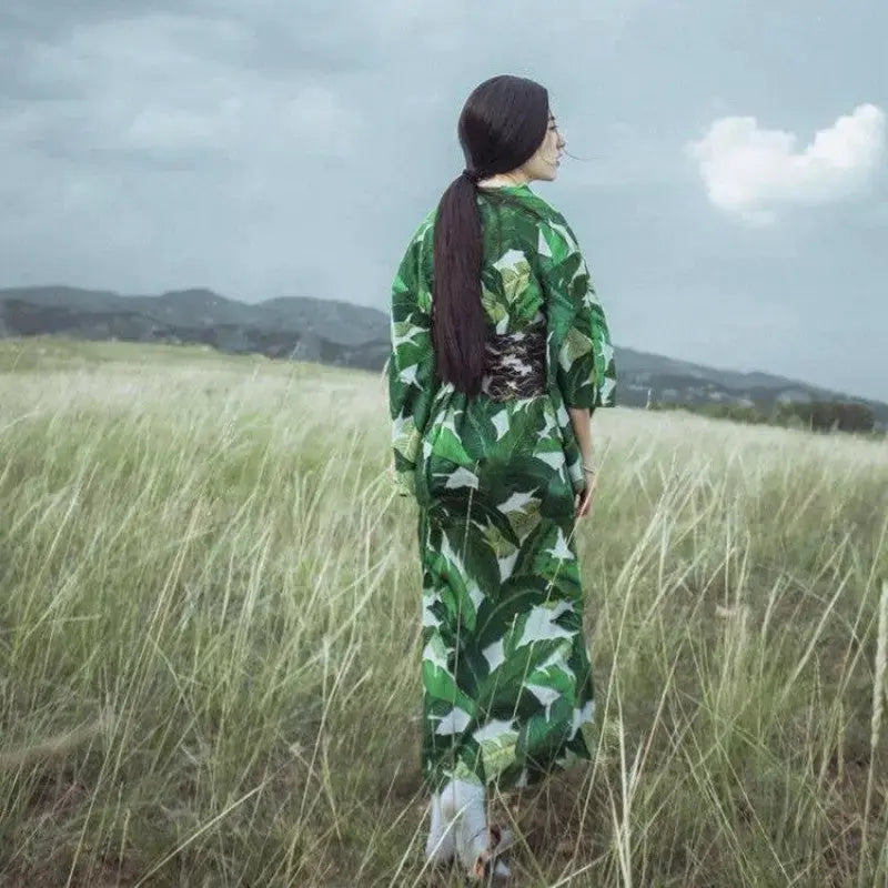 Japan Kimono Frau 'Amaterasu' – Kimono für traditionelle Anlässe, Premium-Qualität