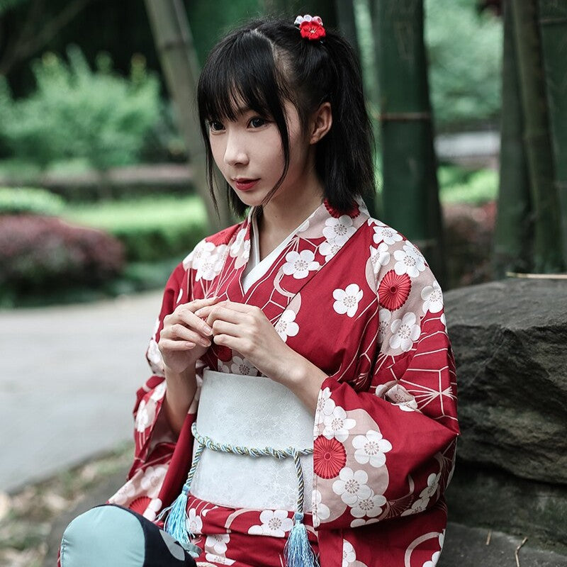 Traditioneller Frauenkimono 'Toshiko' – Kimono für traditionelle Anlässe, Premium-Qualität