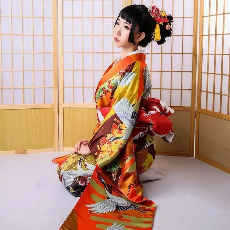 Damen Furisode Kimono 'Fushiki' – Kimono für traditionelle Anlässe, Premium-Qualität