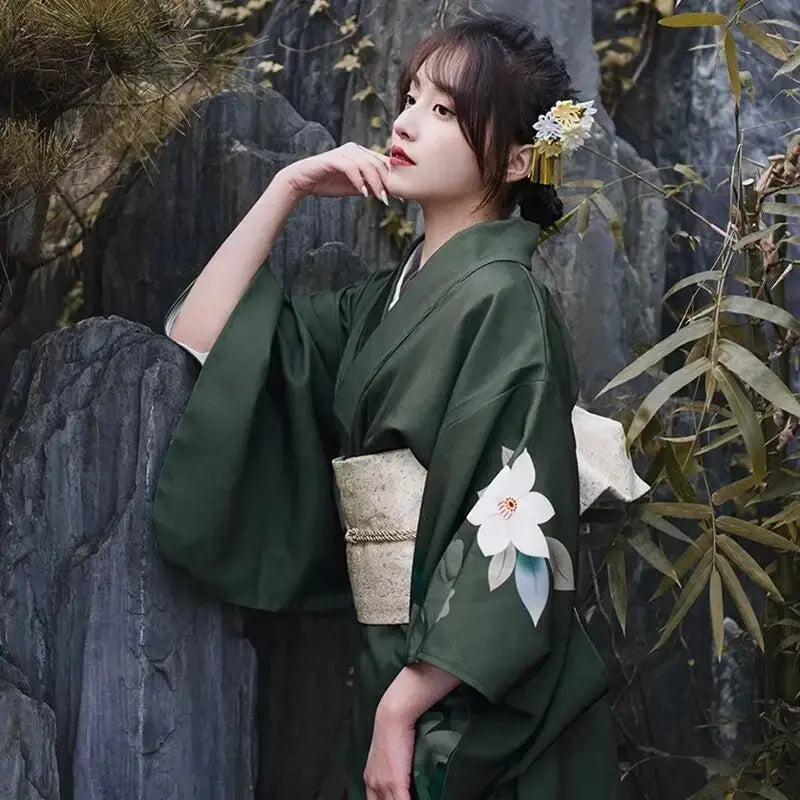 Japanischer Damen-Kimono 'Yumiko' – Detail: lange Ärmel, Kimono japanischen Stil