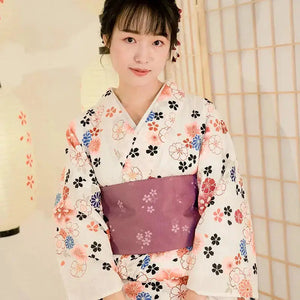 Geblümter japanischer Kimono für Frauen 'Reiko'