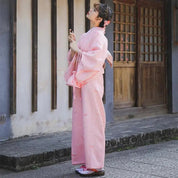 Rosa japanischer Damen-Kimono 'Mariko' – mit Obi: detailreicher Kimono im japanischen Stil