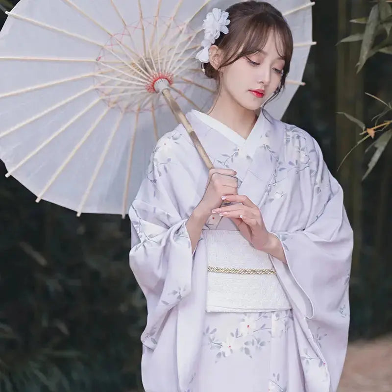 Vintage Japanischer Frauen Kimono 'Shizuko' – Kimono für traditionelle Anlässe, Premium-Qualität