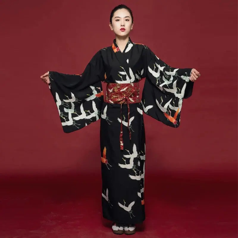 Schwarzer japanischer Damen-Kimono 'Hanaé' – Kimono im traditionellen japanischen Stil für Herren und Damen