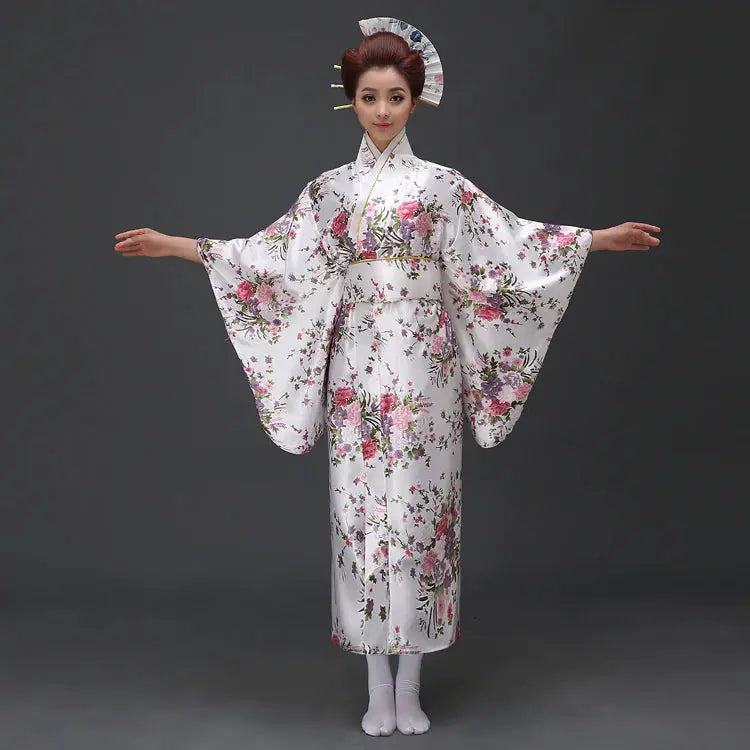 Traditioneller japanischer Frauen-Kimono 'Nori' – Kimono für traditionelle Anlässe, Premium-Qualität