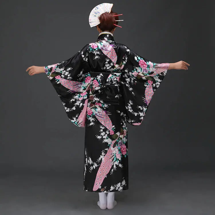 Traditioneller japanischer Frauen-Kimono 'Nori' – japanisches Gewand, Kimono im japanischen Design