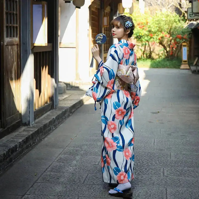 Japanischer Damen-Yukata 'Shigeko' – japanisches Gewand, Kimono im japanischen Design