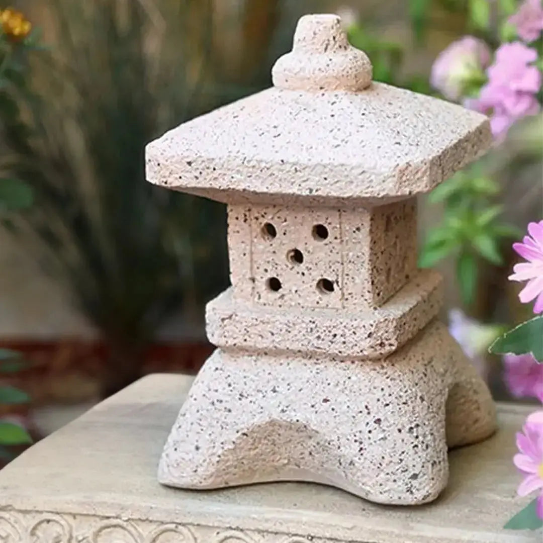 Japanische Laterne im antiken Stil – Gartenlaterne im japanischen Stil für Unisex
