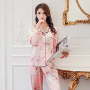 Japanischer Schlafanzug aus rosa Seide – bequem, Pyjama im japanischen Design