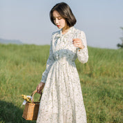 Japanisches Kleid für Frauen 'Floralis' – traditionelles Kleidungsstück im traditionellen japanischen Stil für Herren und