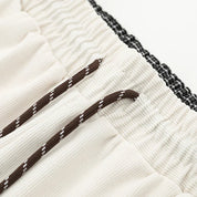 Weiße Baumwollshorts – bequem: detailreicher Shorts im japanischen Stil