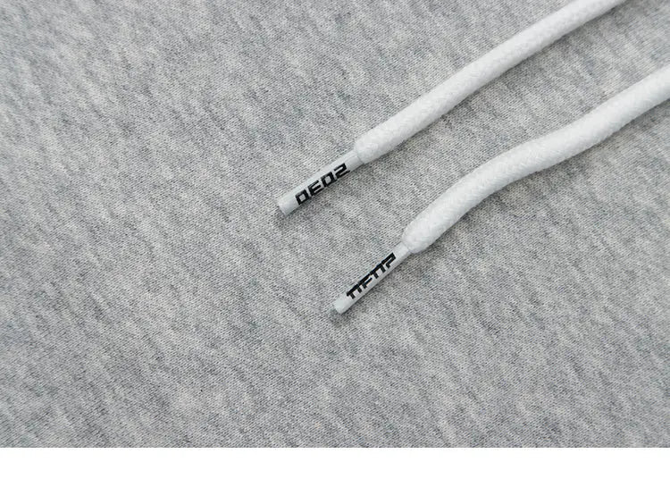 Japanischer Sweat-Kapuzenpullover 'Unlucky' – Baumwolle: detailreicher Hoodie im japanischen Stil