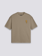 Japanisches Kanji T-Shirt – Styling-Aufnahme im Streetwear-Stil