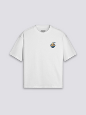 Ramen Nudel T-Shirt – Styling-Aufnahme im Streetwear-Stil