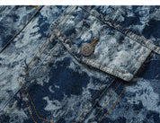 Blaue geblümte Jeansjacke 'TD711' – Nahaufnahme Bomberjacke mit japanischem Motiv
