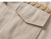 Mehrtaschen-Jeansjacke 'QRN711' – Detail: japanisches Motiv, Bomberjacke japanischen Stil