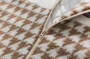 Zweifarbige Wolljacke 'V-WORLD' – Detail: japanisches Motiv, Bomberjacke japanischen Stil