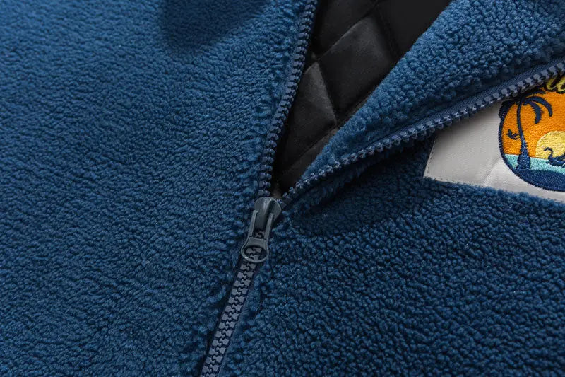 Jacke aus dicker Wolle 'FUDAY' – Nahaufnahme Bomberjacke mit japanischem Motiv