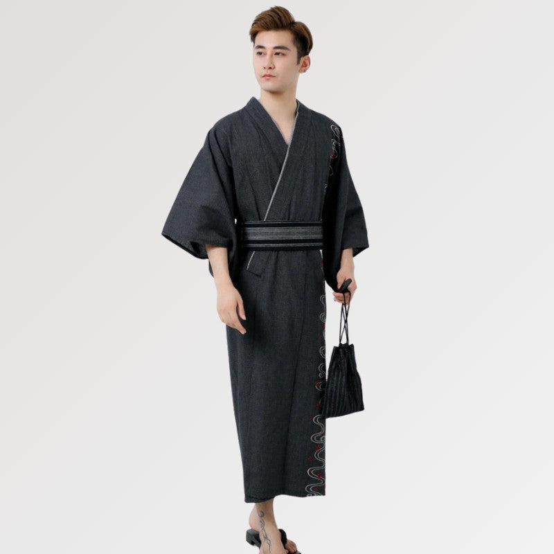 Traditioneller Yukata für Männer 'Blacktale' – japanisches Gewand, Kimono im japanischen Design