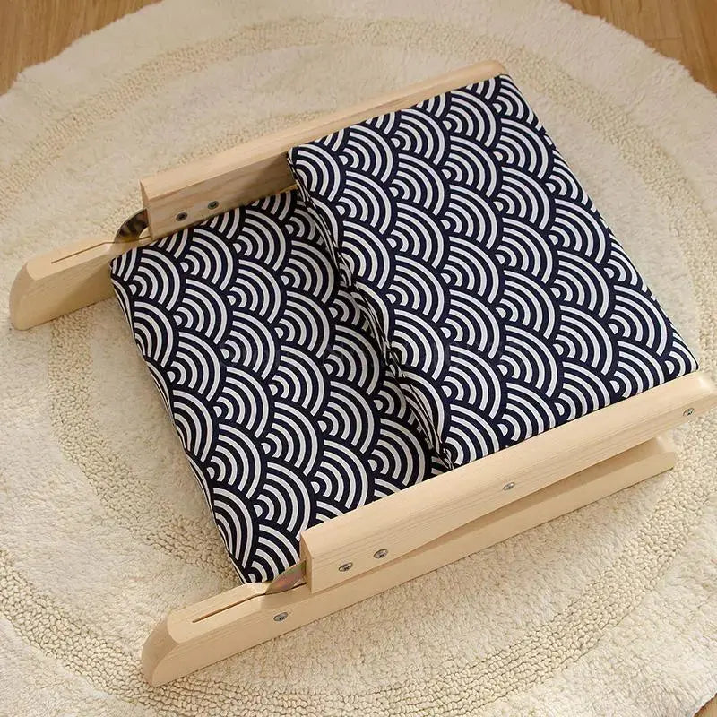 Japanischer Zaisu 'Tohuda Bahashi' – klappbar, Klapphocker im japanischen Design