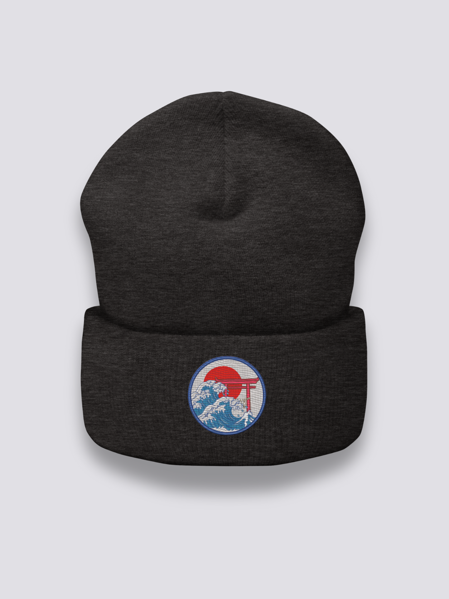 Beanie im japanischen Stil – Beanie, gesticktes Torii aus den Wellen unter der Sonne, Rückansicht
