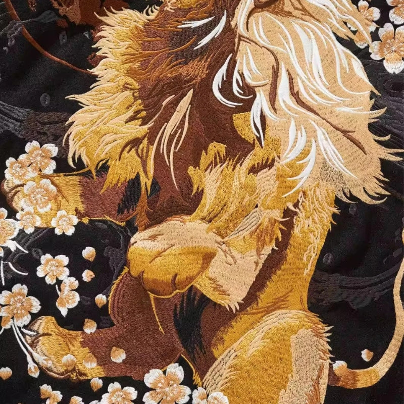 Sukajan mit goldenem Wächterlöwen Shishi, Rippbündchen-Detail