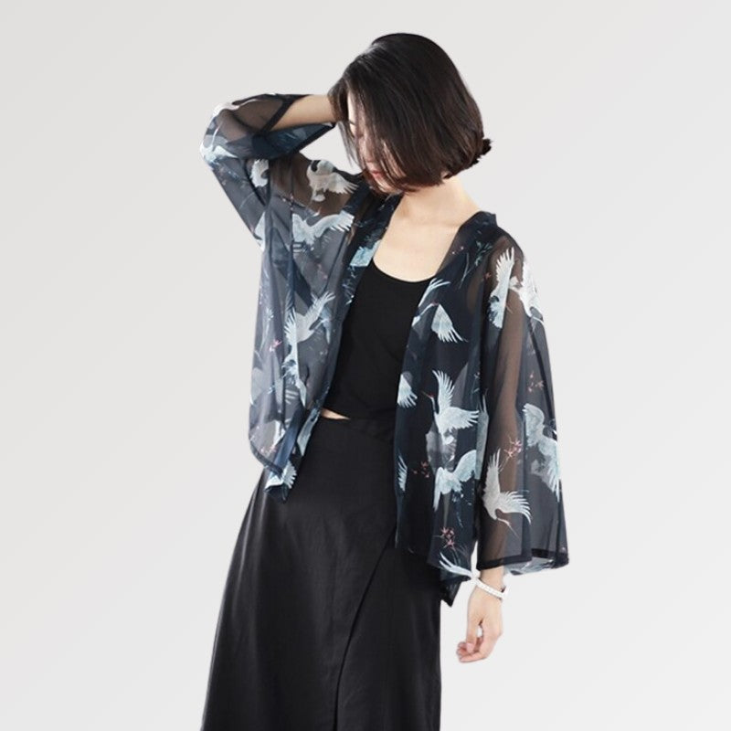 Schwarzer transparenter Kimono 'Hayko' – Detail: lange Ärmel, Kimono japanischen Stil