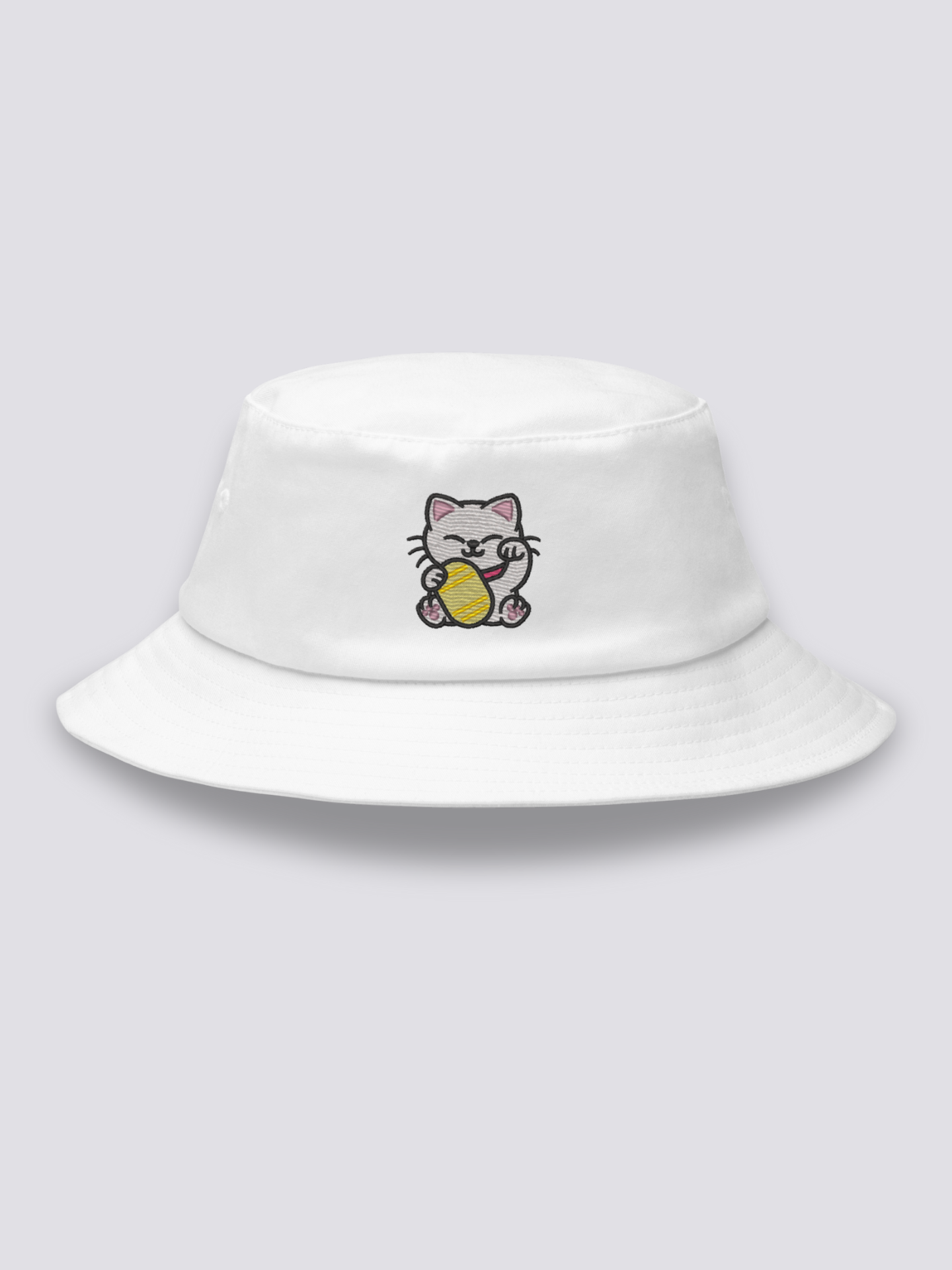 Bucket Hat Maneki-neko – Bucket Hat, gestickte glückbringende Maneki-Neko-Katze, Detailaufnahme der Stickerei