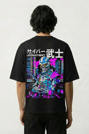 Cyberpunk T-Shirt mit Skelett-Samurai unter Neonlichtern, Neo-Tokyo-Druck, oversize Baumwolle, Vorderansicht