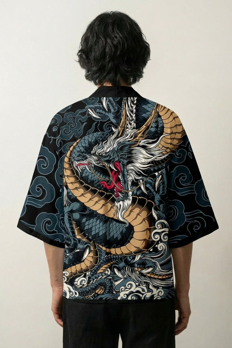 Drachen-Haori 'Ryu-Jin' mit blauem Drachen in den Wellen, japanischer Haori in Vorderansicht