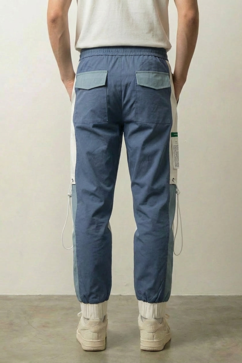 Elastische Cargo-Hose 'Harajuku District', Rückansicht – Streetwear-Hose Herren japanischer Stil