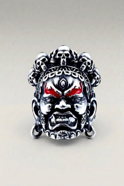 Glänzender Hindu-Stahlring