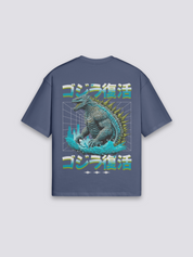 Godzilla T-Shirt mit Kaijū-Riesenmonster über Stadtruinen, Monsterkino-Druck, oversize Baumwolle, seitliche Ansicht