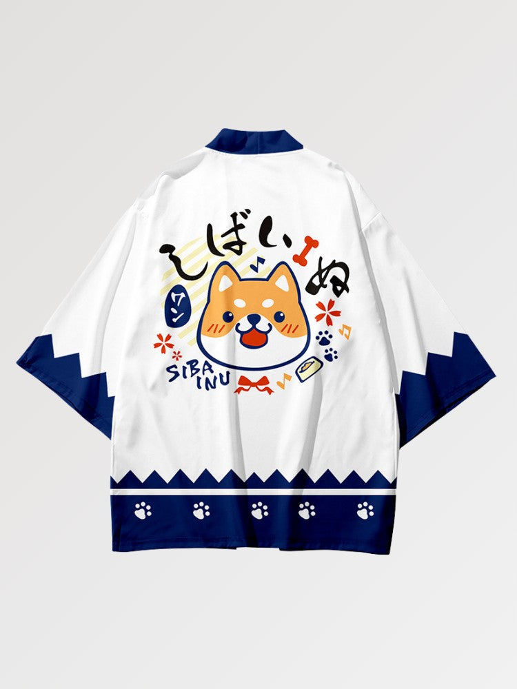 Haori-Kimono 'Shiba Inu', getragene Ansicht der offenen Haori-Jacke mit Kawaii-Shiba-Inu und Kanji