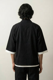 Herren-Kimono-Jacke Hideki schwarz oversize Haori, cremefarbene Säume, Rückenansicht