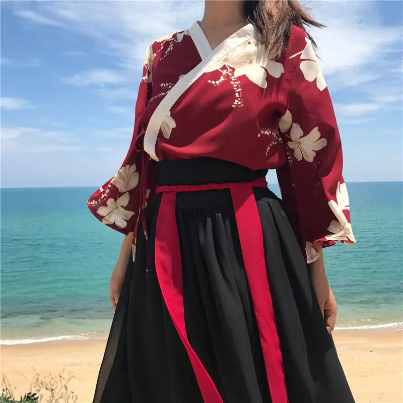 Japanisches Kleid für Frauen 'Yushoku' – japanisches Gewand, Kimono im japanischen Design