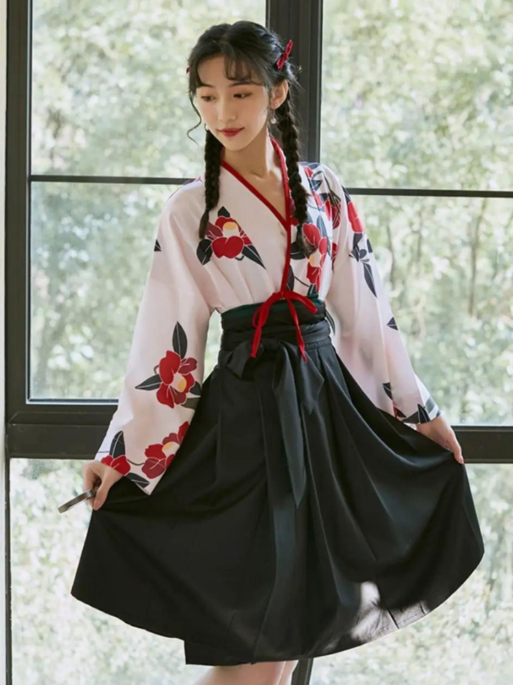 Japanisches Kleid 'Amaya' – Kimono im traditionellen japanischen Stil für Herren und Damen