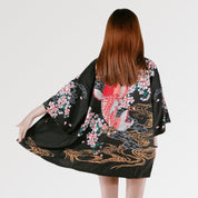 Japanischer Kimono für Damen 'Sakura x Koi' – japanisches Gewand, Kimono im japanischen Design