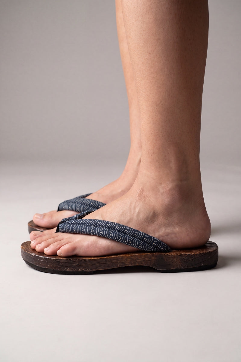 Japanische Geta Holzsandalen, Stegmuster 7